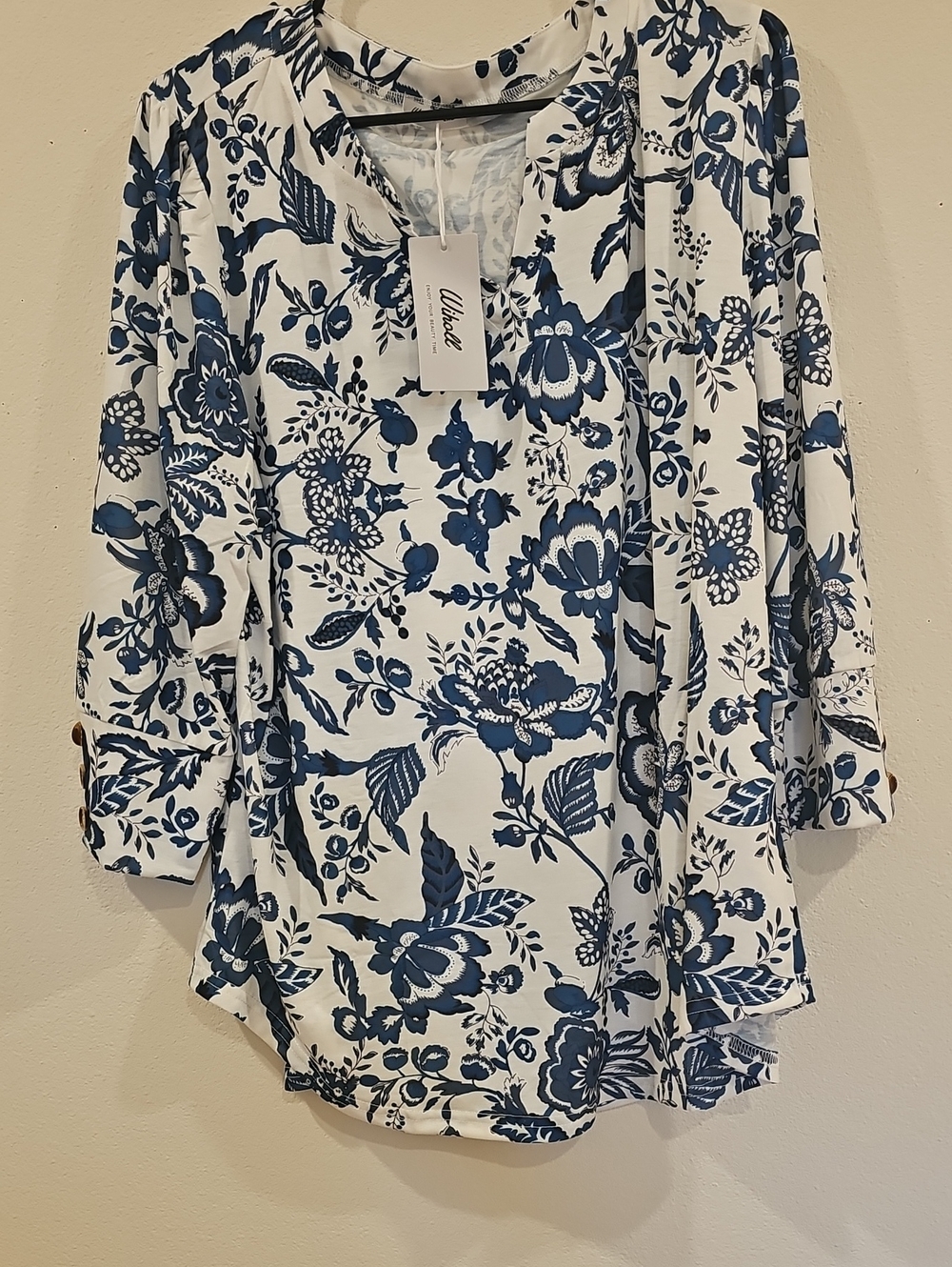 Allegra K White Tunic with Blue Floral Print